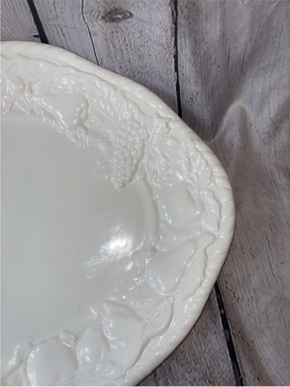 Nature By Tabletops Unlimited Large Pasta And Salad Platter 21 3/4” Oval Fruit - Picture 2 of 6